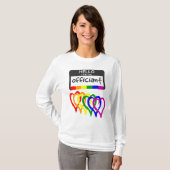 Rainbow Flag Hearts Wedding Officant Name Badge T-shirt (Voorkant volledig)