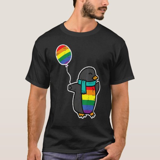 Rainbow Flag Penguin Cute Gay Pride Ally LGBTQ Mon T-shirt (Voorkant)