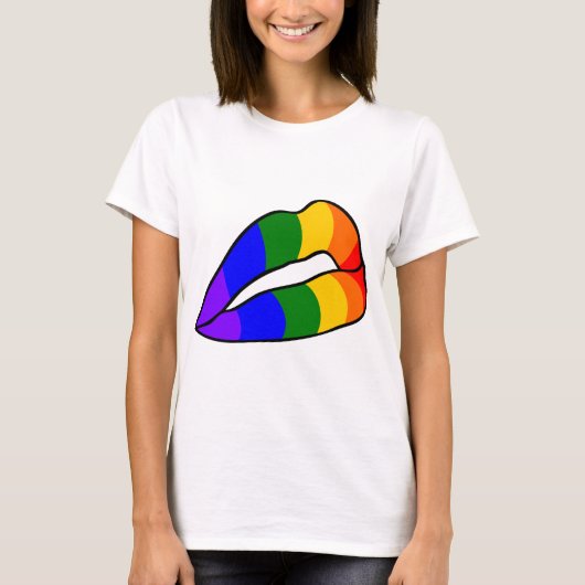 RAINBOW FLAG T-SHIRT (Voorkant)