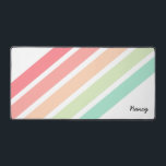 Rainbow Gepersonaliseerde naam Aangepaste geperson Bureaumat<br><div class="desc">Gepersonaliseerd alleen voor jou! Deze regenboog gepersonaliseerde naam bureaumat heeft een retro gevoel in wit,  roze,  sinaasappel,  groen en blauwgroen. Personaliseer met de naam van uw keuze. Maakt een geweldig cadeau voor de feestdagen,  verjaardagen en meer. Onderdeel van een collectie van Parcel Studios.</div>