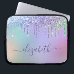 Rainbow Glitter, gepersonaliseerd Laptop Sleeve<br><div class="desc">Kute girale laptophoes met eenkleurige regenboogfaux die glitter onderaan een paarse,  roze,  blauwe,  groene en gele achtergrond druppelen. Personaliseer met jouw naam in een stijlvol trendy paars manuscript met swashes.</div>