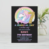 Rainbow Glitter Unicorn Verjaardag Uitnodigingen (Staand voorkant)