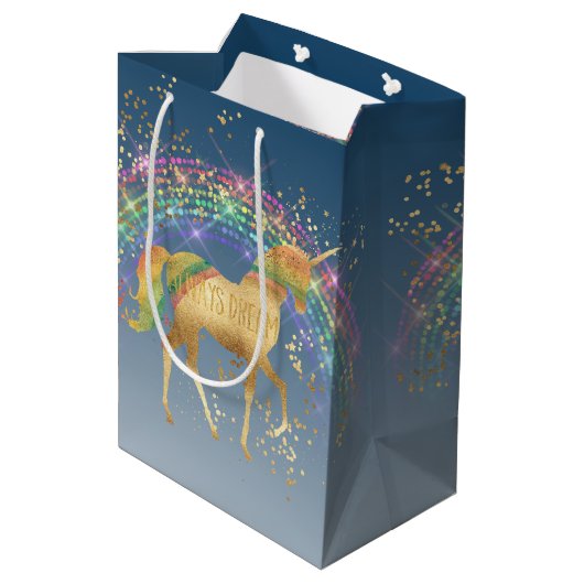 Rainbow Gold Stars Dream Unicorn Medium Cadeauzakje (Achterkant Gekanteld)