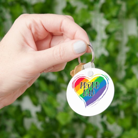 Rainbow Heart Flag Proud Dad LGBT Gay Pride Month Sleutelhanger (Hand)