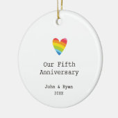 Rainbow Heart, gepersonaliseerd LGBT 5e Jubileum Keramisch Ornament (Links)