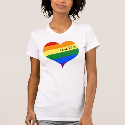 Rainbow Heart Love Wins T-shirt (Voorkant)