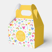 Rainbow Hearts 1st Verjaardag Party Naam Geel Bedankdoosjes (Voorkant Zijde)