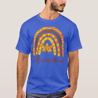 Rainbow-Herfst bevindt zich in de luchtturfherfst. T-shirt