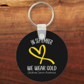 Rainbow In september Draag we Gold Childhood Cance Sleutelhanger (Voorkant)