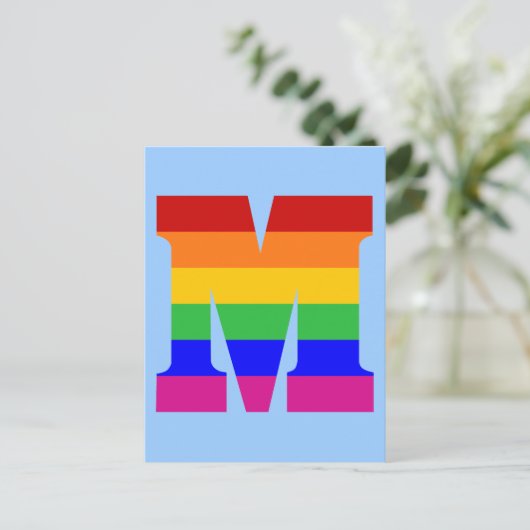 Rainbow Letter M Briefkaart (Staand voorkant)