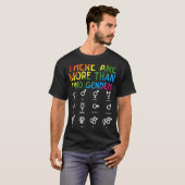 Rainbow LGBT Pride Er zijn meer dan twee geslachte T-shirt (Voorkant volledig)