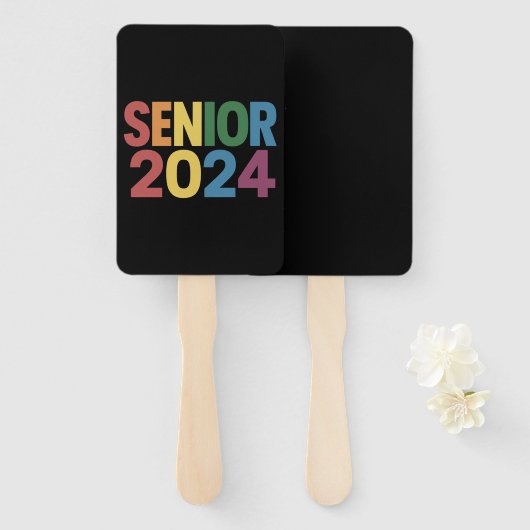 Rainbow LGBT Pride Senior 2024 Afstuderen Handwaaier (Voorkant en achterkant)