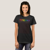 Rainbow LGBTQ Awareness LGBT Rights Equality Heart T-shirt (Voorkant volledig)