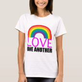 Rainbow Love T-shirt (Voorkant)