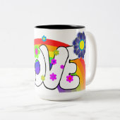 Rainbow Love Tweekleurige Koffiemok (Voorkant rechts)