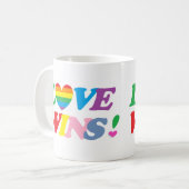 Rainbow Love Wins Pride Heart LGBT Koffiemok (Voorkant links)