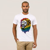 Rainbow Mane Roaring Lion LGBTQ+ Pride T-shirt (Voorkant volledig)