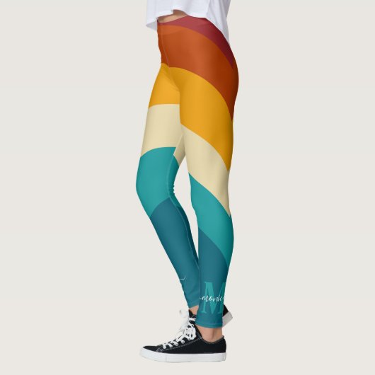 Rainbow Monogram Aangepaste naam Retro Sunset Stri Leggings (Links)
