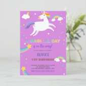 Rainbow Paarse Vlieg Eenhoorn Verjaardagsuitnodigi Kaart (Staand voorkant)