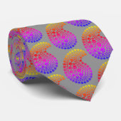 Rainbow Paw Print Paisley Patroon Lichtgrijs Stropdas (Opgerold)