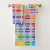 Rainbow Polka Dots and Stripes Silver Bad Handdoek (Insitu)