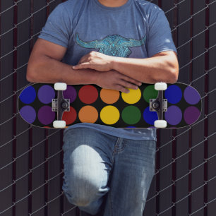 Rainbow Polka Dots on Black Persoonlijk Skateboard