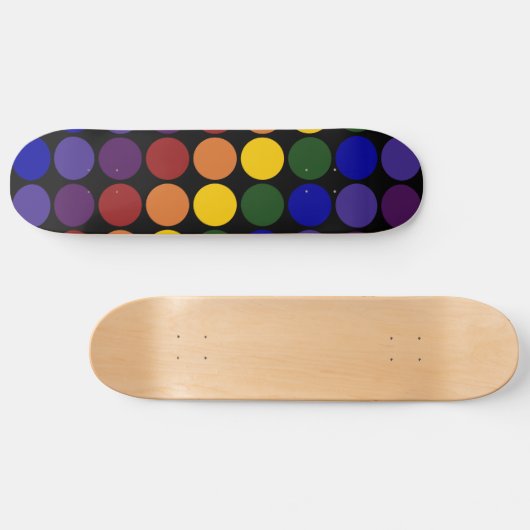 Rainbow Polka Dots on Black Persoonlijk Skateboard (Horizontaal)
