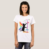 Rainbow Pride Cat and Butterfly Design T-Shirt (Voorkant volledig)