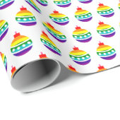 Rainbow Pride Flag Bauble Pattern LGBTQ Kerstmis Cadeaupapier (Rol Hoek)
