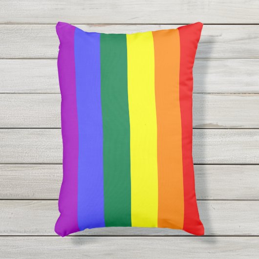 Rainbow Pride Flag Buitenkussen (Voorkant (verticaal))