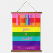 Rainbow Pride Flag Gay Wedding Couple LGBTQ Hangend Wandkleed (Voorkant)