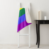 Rainbow Pride Flag Sherpa Deken (In situ)