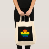 Rainbow pride maple leaf tote bag (Voorkant (product))