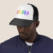 Rainbow Pride Morel-paddenstoelen Trucker Pet (In situ)