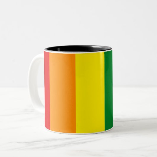 Rainbow Pride Tweekleurige Koffiemok (Voorkant links)