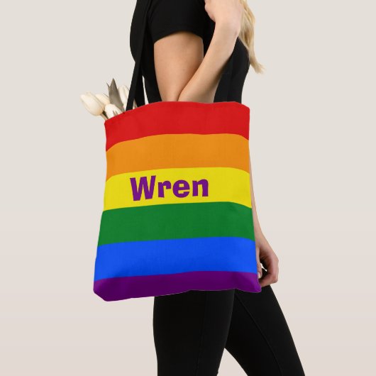Rainbow Pride Vlag Naam of Monogram Tote Bag (Dichtbij)