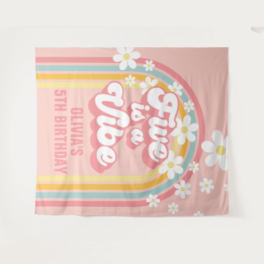 Rainbow Retro Five is een Vibe Groovy 5e verjaarda Wandkleed (Voorkant (horizontaal))