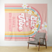 Rainbow Retro Six is a Vibe Groovy 6e Verjaardag Wandkleed (In Situ (horizontaal))