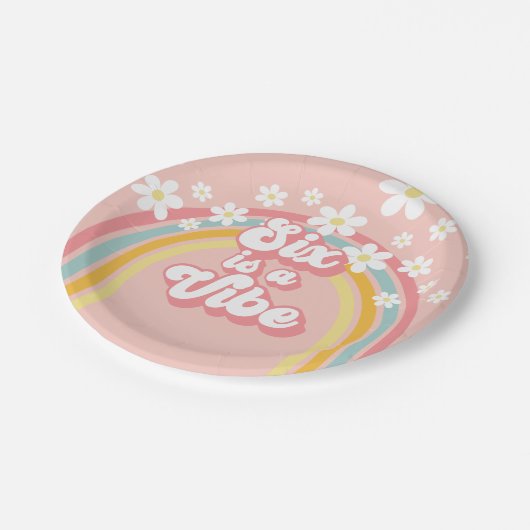 Rainbow Retro Six is een Vibe Groovy 6th Birthday  Papieren Bordje (Gekanteld)