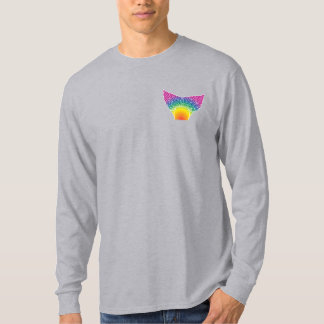 Rainbow Salmon Tail met logo op de achterkant T-Sh T-shirt