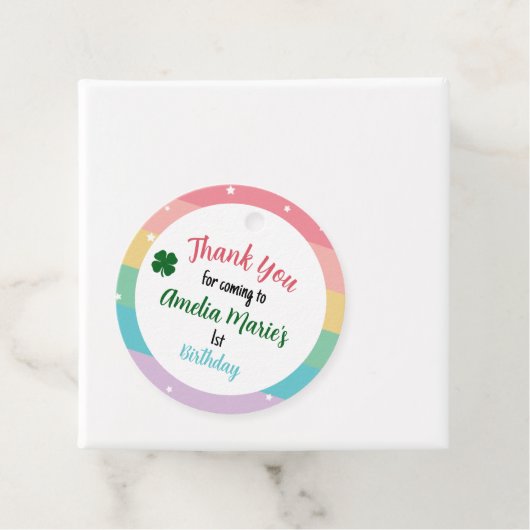 Rainbow & Shamrock Lucky One First Birthday Bedankjes Labels (In situ)