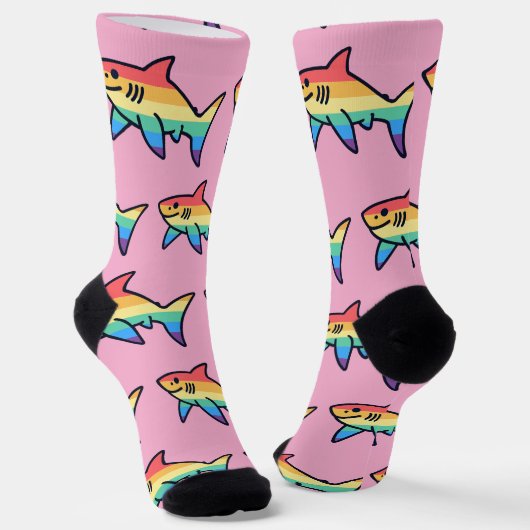 Rainbow Shark Pride - Kawaii Nautical LGBTQ+ Sokken (Gebogen)