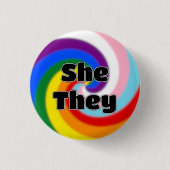 Rainbow Swirl Pronoun Pin (Zij/Zij) Ronde Button 3,2 Cm (Voorkant)