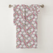 Rainbow Teeth Pattern Bad Handdoek (Insitu)