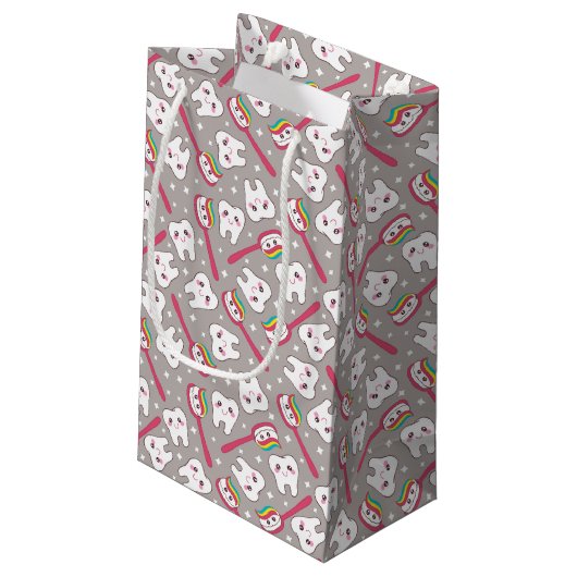 Rainbow Teeth Pattern Klein Cadeauzakje (Achterkant Gekanteld)