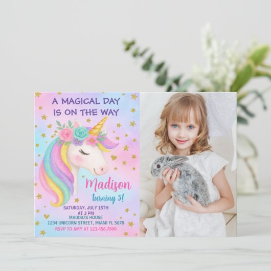 Rainbow Unicorn Birthday Uitnodiging (Staand voorkant)