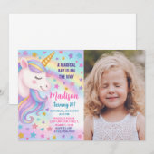 Rainbow Unicorn Birthday Uitnodiging met foto (Voorkant / Achterkant)