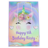Rainbow Unicorn Face Happy Birthday Medium Cadeauzakje (Achterkant)