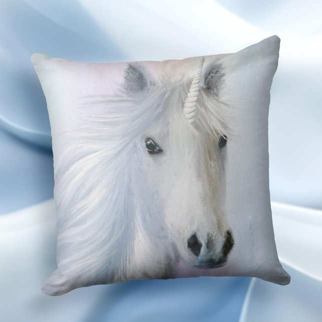 Rainbow Unicorn Fantasy Fine Art Pillow Kussen (Pillow featuring a painting of a unicorn on a pastel rainbow - magical dream world)