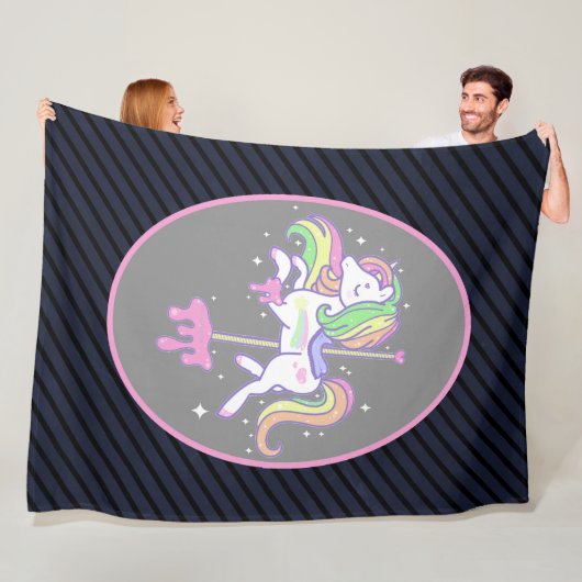 Rainbow Unicorn met gestreepte rug Fleece Deken (In situ)